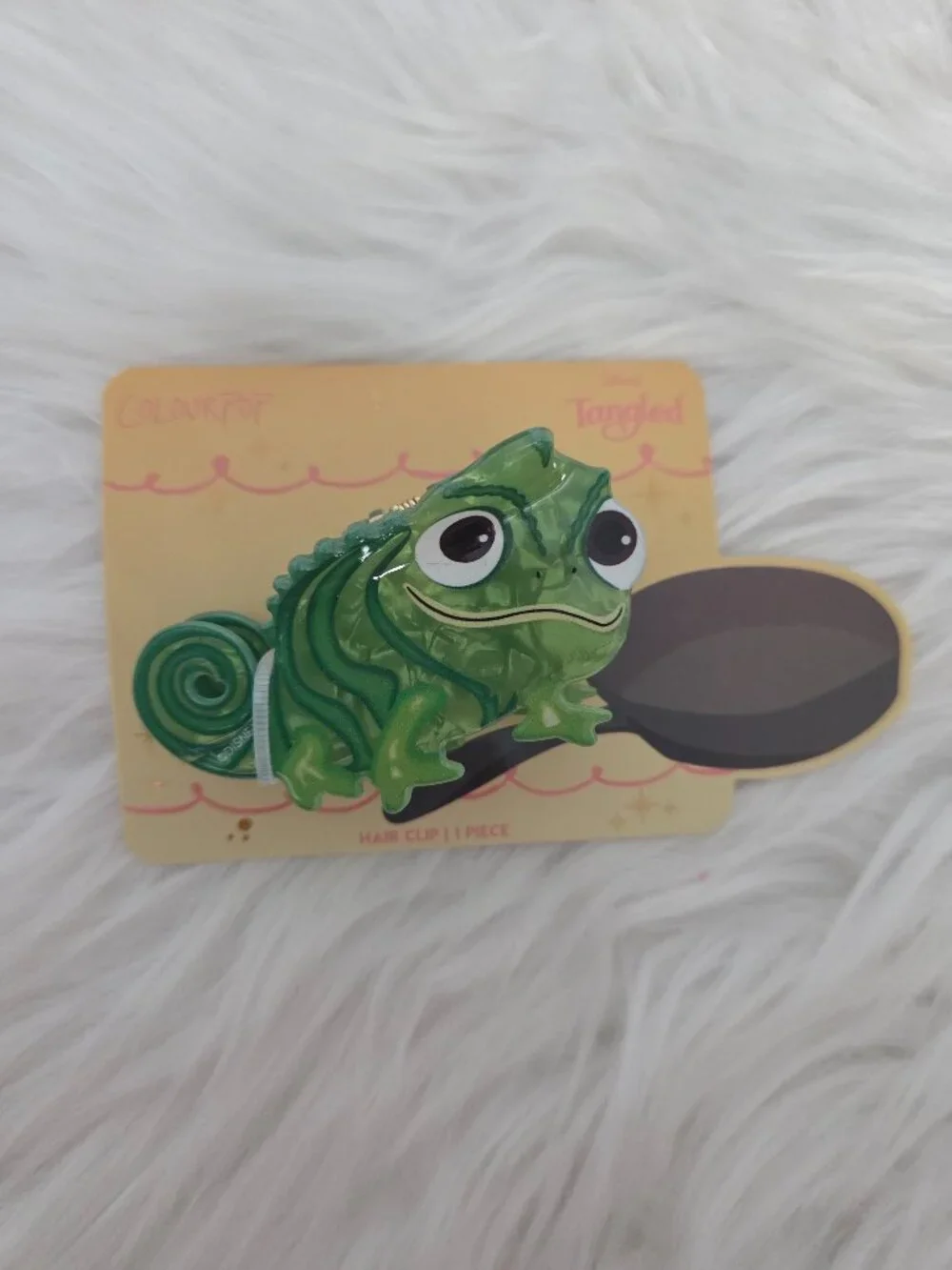 Colourpop x Tangled Pascal Claw Clip